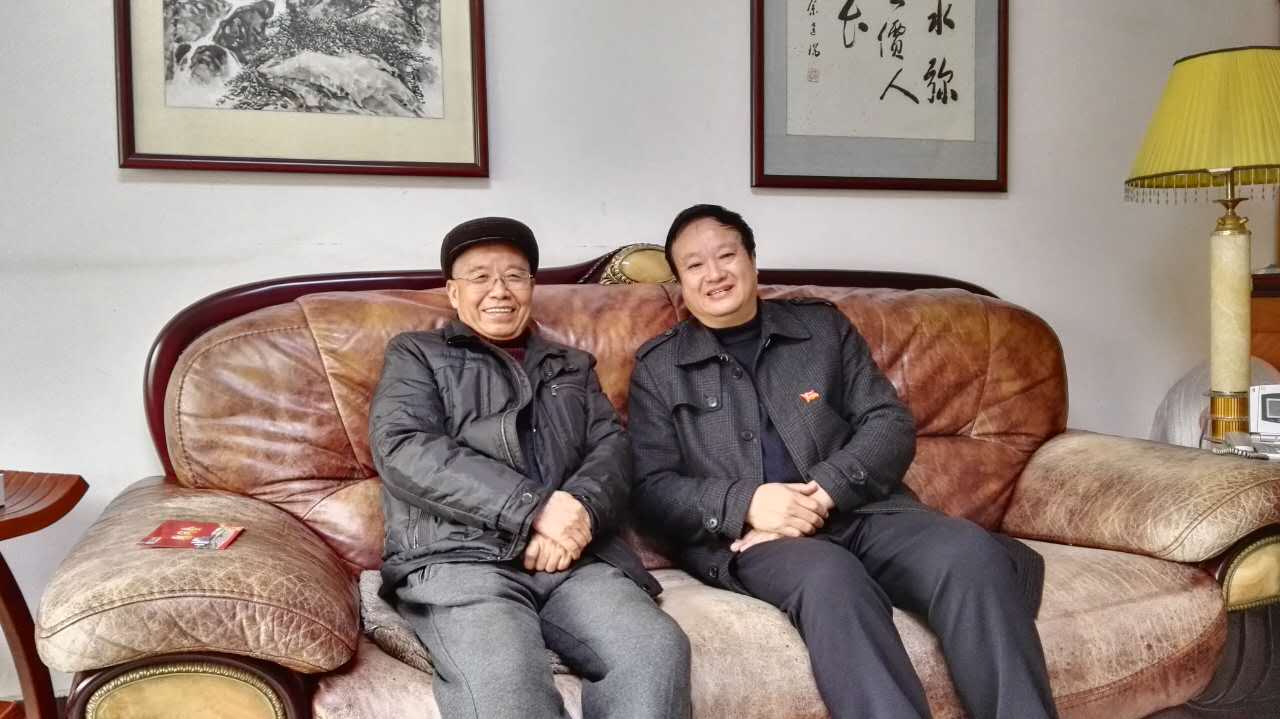 党委书记肖华茵走访慰问刘文广(左一)老领导